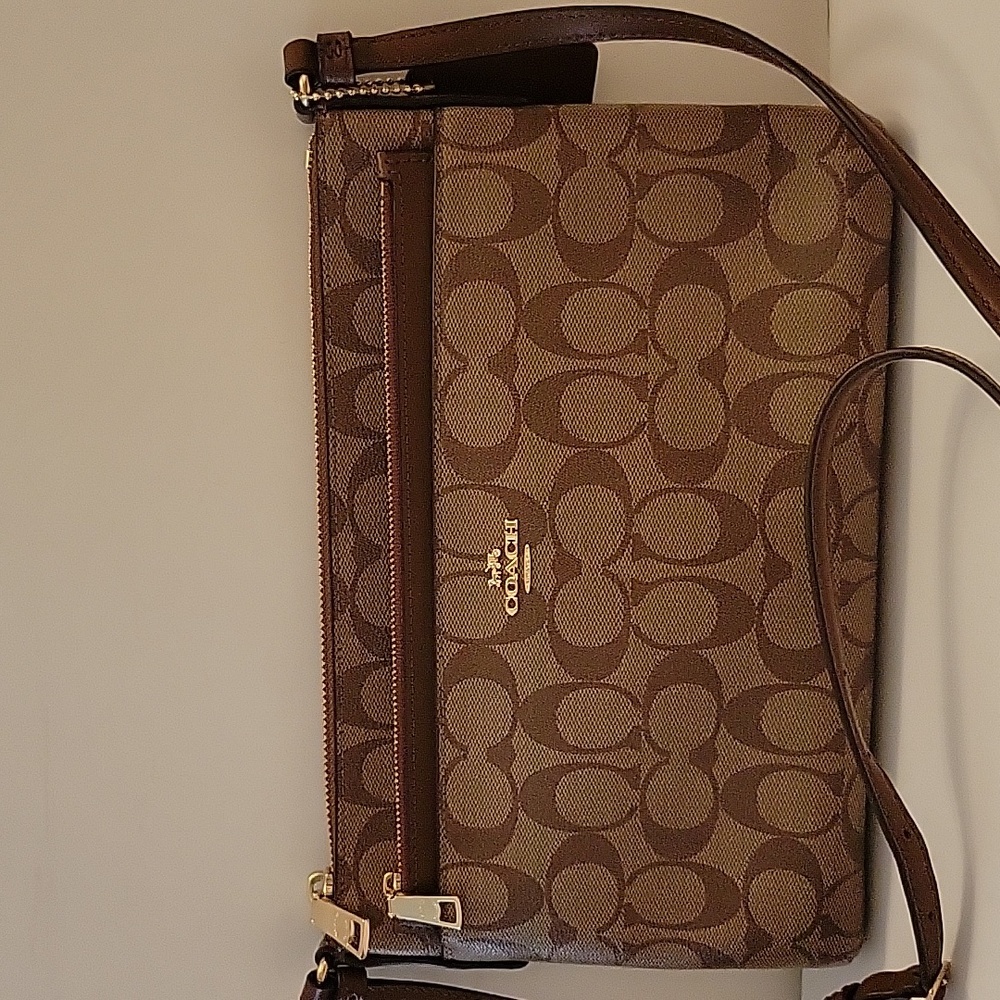 Coach East West Crossbody With Pop Out Pouch